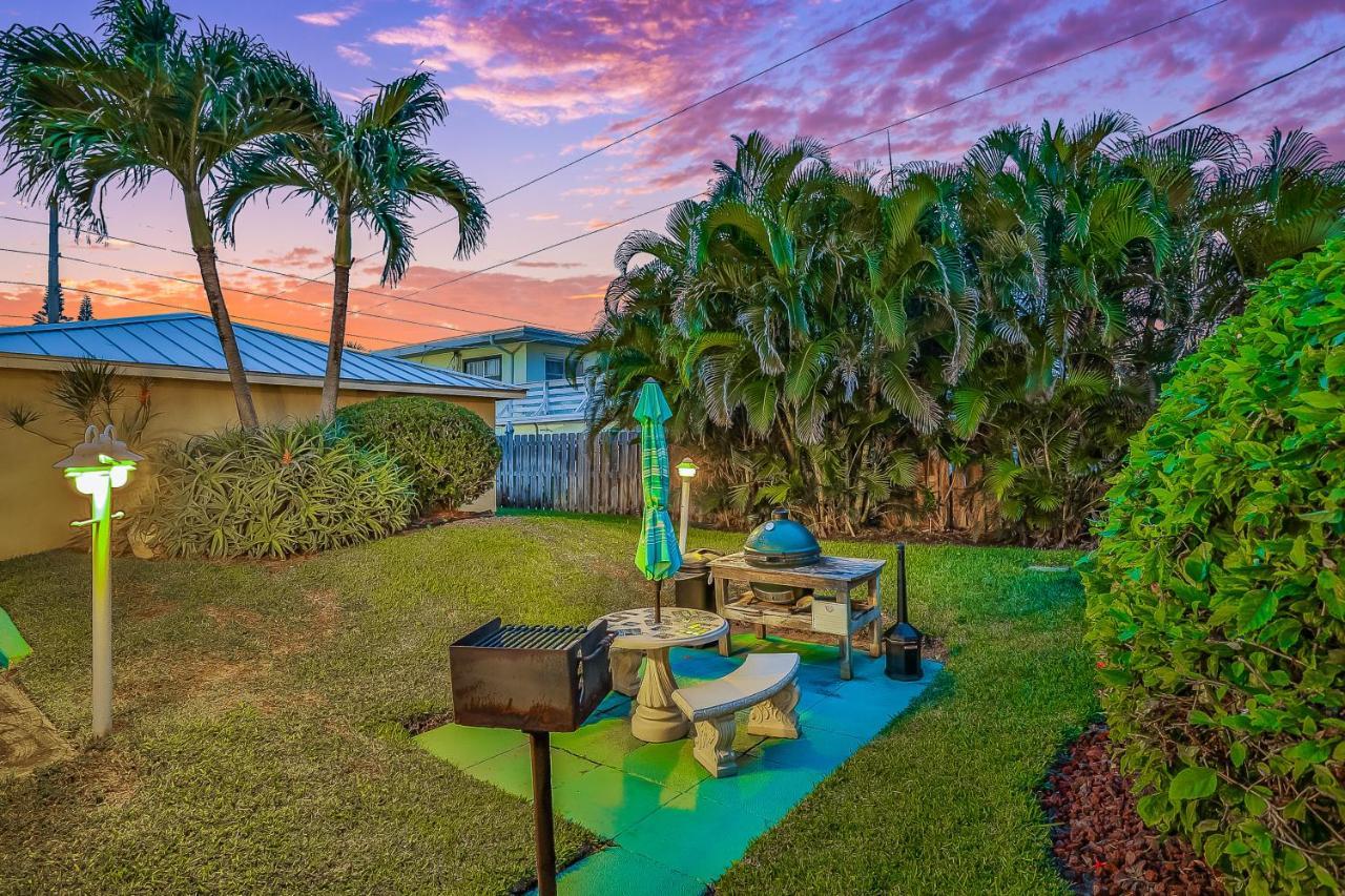 Tucked Away In The Sand Indialantic Exterior photo